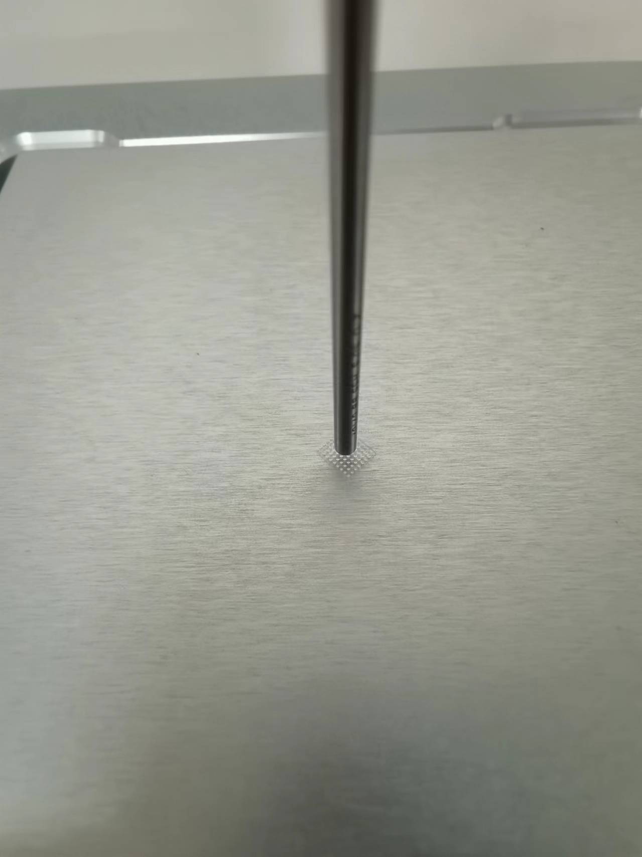 質構儀用于測定白藜蘆醇可溶性微針機械性能
